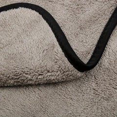 Eliteridegear microfiber car wash towel, super absorbent auto cleaning cloth for drying and detailing vehicles.