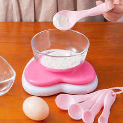 kn082 5 in 1 Plastic Measuring Spoon Kitchen Tool Set (Random Color Delivery), Green