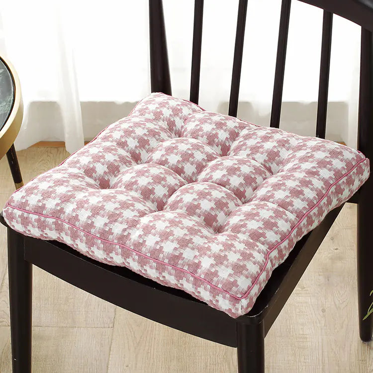 Thickened Plush Cushion with Simple Plaid Design