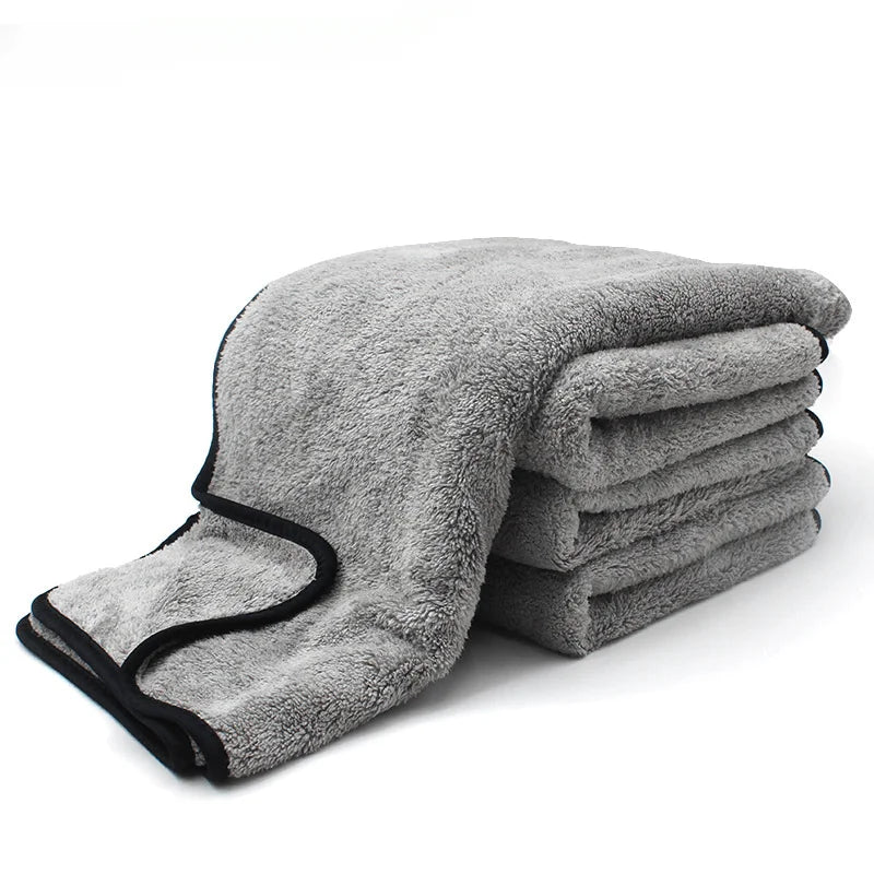 Eliteridegear microfiber car wash towel, super absorbent auto cleaning cloth for drying and detailing vehicles.