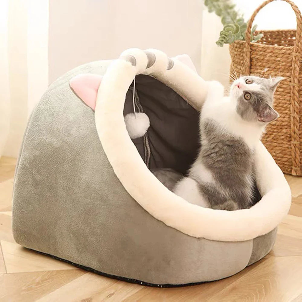 Adistore warm and cozy pet basket for small dogs and cats, washable pet bed with soft, plush interior and durable exterior.