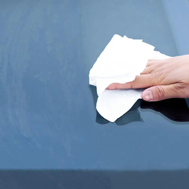 Eliteridegear car glass cleaning wipes showing a pack of windshield and window cleaning wipes for cars