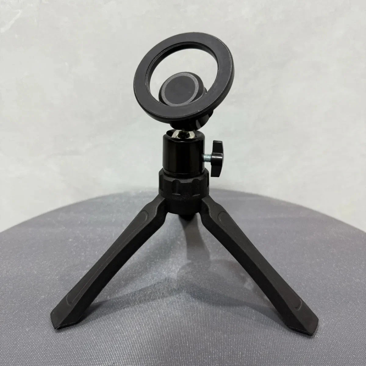 Charger MagSafe Phone Tripod Stand For Live Streaming Holder