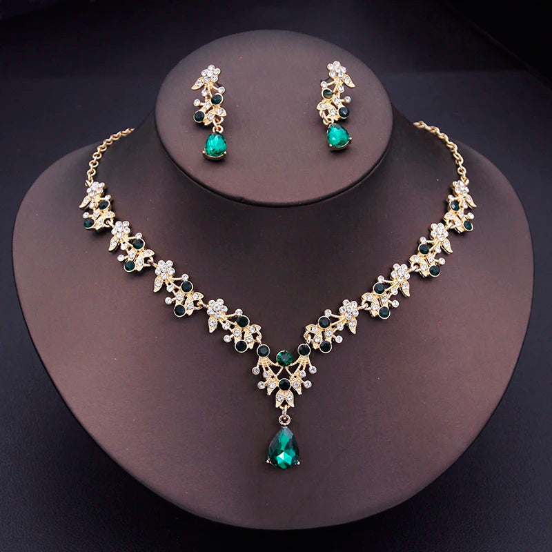 Exquisite Dangle Earrings and Necklace for Women Elegant Jewelry Set Flower Design Shining Rhinestone Necklace set Wedding