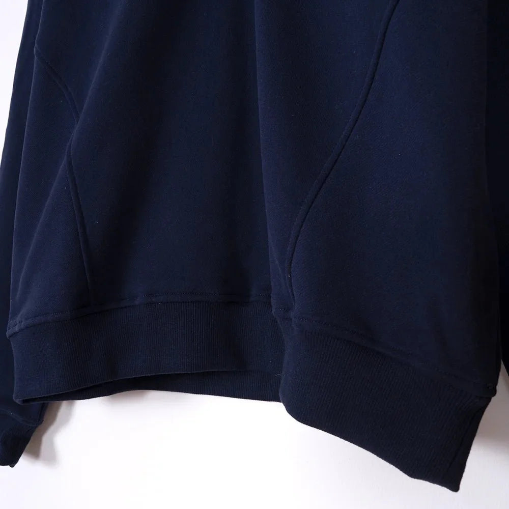 Adistore ZESSAM Club graphic sweatshirt for women, long sleeve with collar, featuring stylish graphic design on soft fabric.