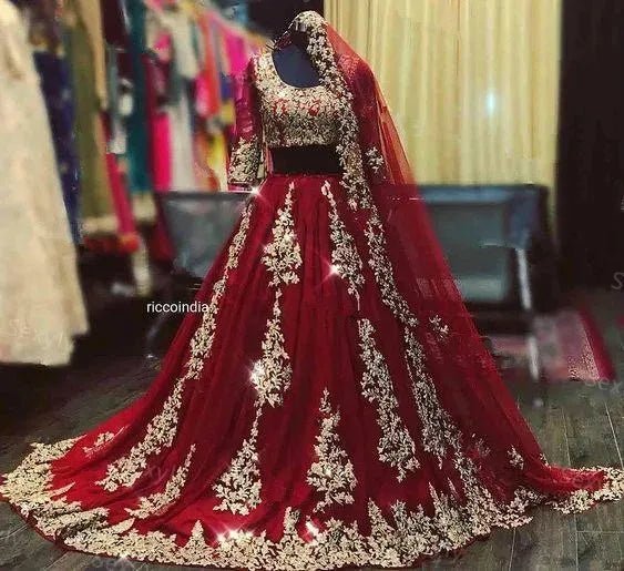 Arabic Muslim Burgundy Half-Sleeve Wedding Dress with Cape Veil