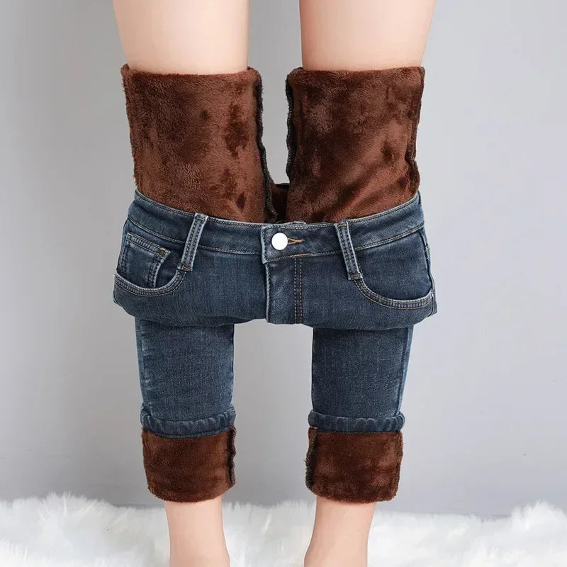 Women’s thermal skinny fleece jeans by Adistore, winter warm stretch denim ladies' jeans shown in the image.