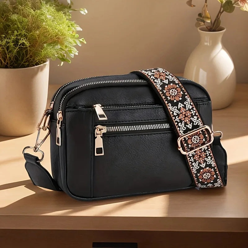 Retro classic women’s crossbody square shoulder bag by Adistore, featuring a stylish vintage design and adjustable strap.