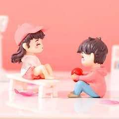 Hign-concerned Miniature Couple Figurines Wedding Gift