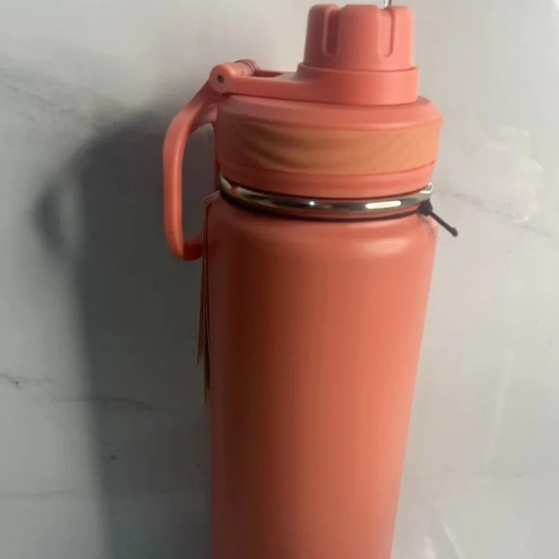 Adistore 24oz stainless steel insulated water bottle with vacuum sports cup, featuring a sleek design and spill-proof lid.