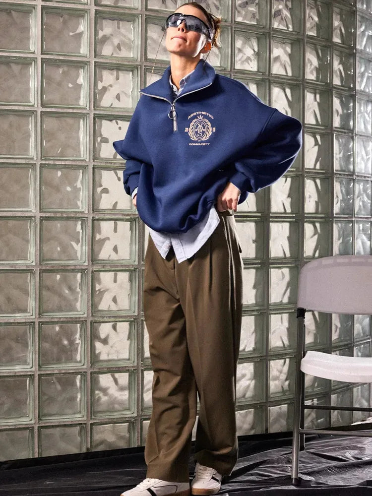 Adistore ZESSAM Club graphic women's long sleeve sweatshirt with collar, featuring stylish design and comfortable fit.