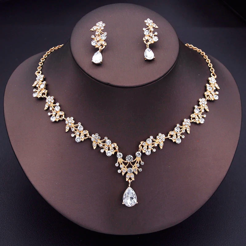 Exquisite Dangle Earrings and Necklace for Women Elegant Jewelry Set Flower Design Shining Rhinestone Necklace set Wedding