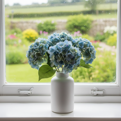 SMR Silk Hydrangea Artificial Flowers in Vase For Home Decor