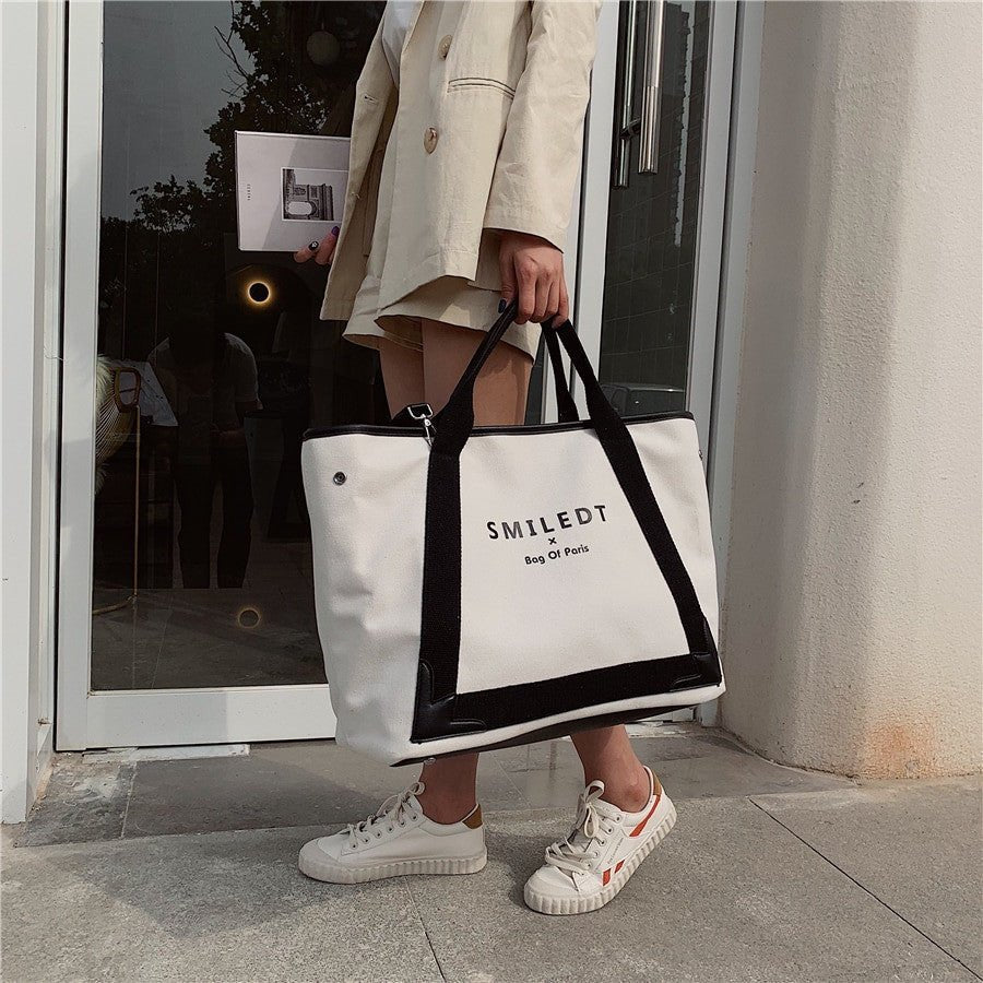 Bohemian beach straw tote bag for women by Adistore, featuring woven design and spacious interior for seaside essentials.
